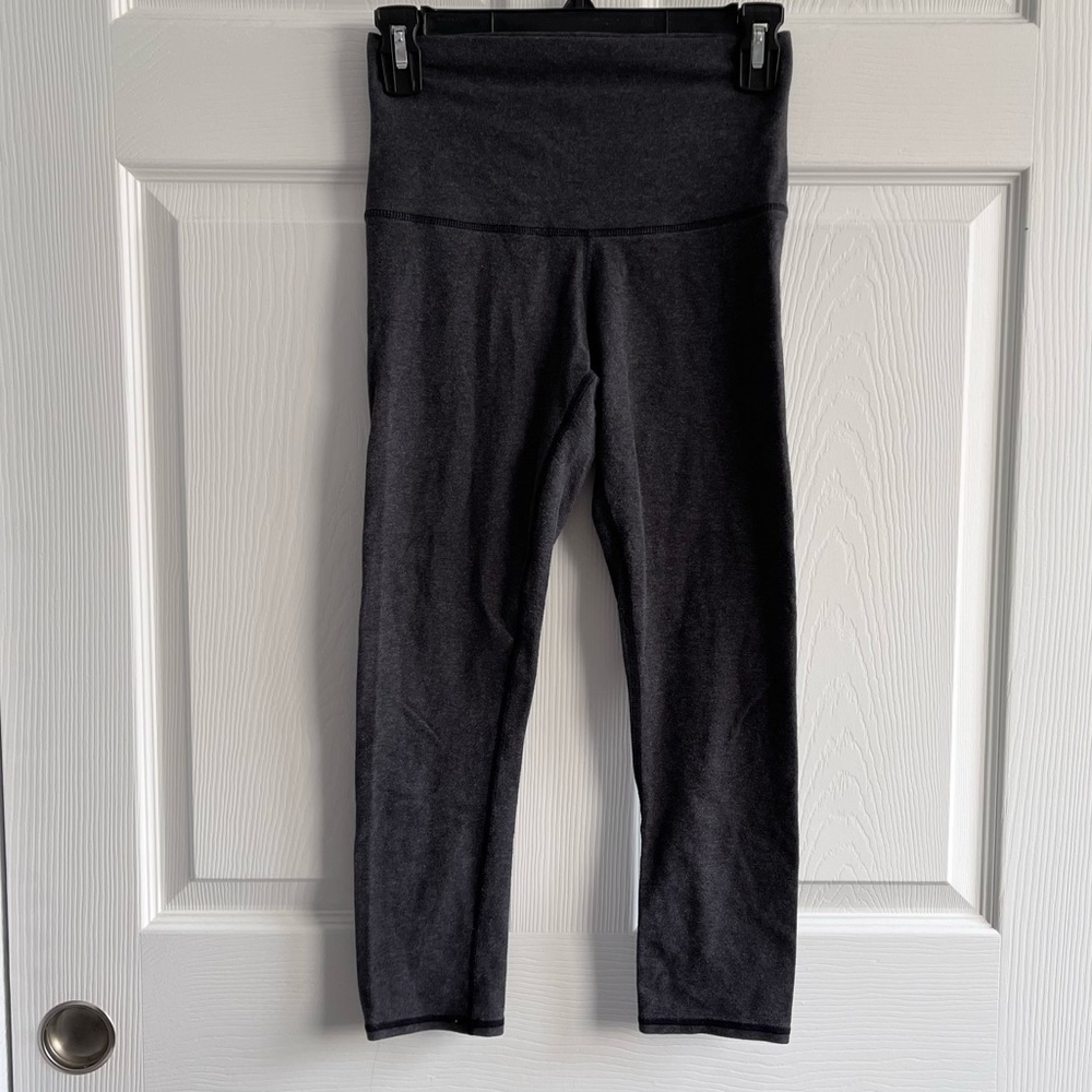 Lululemon high rise crop legging